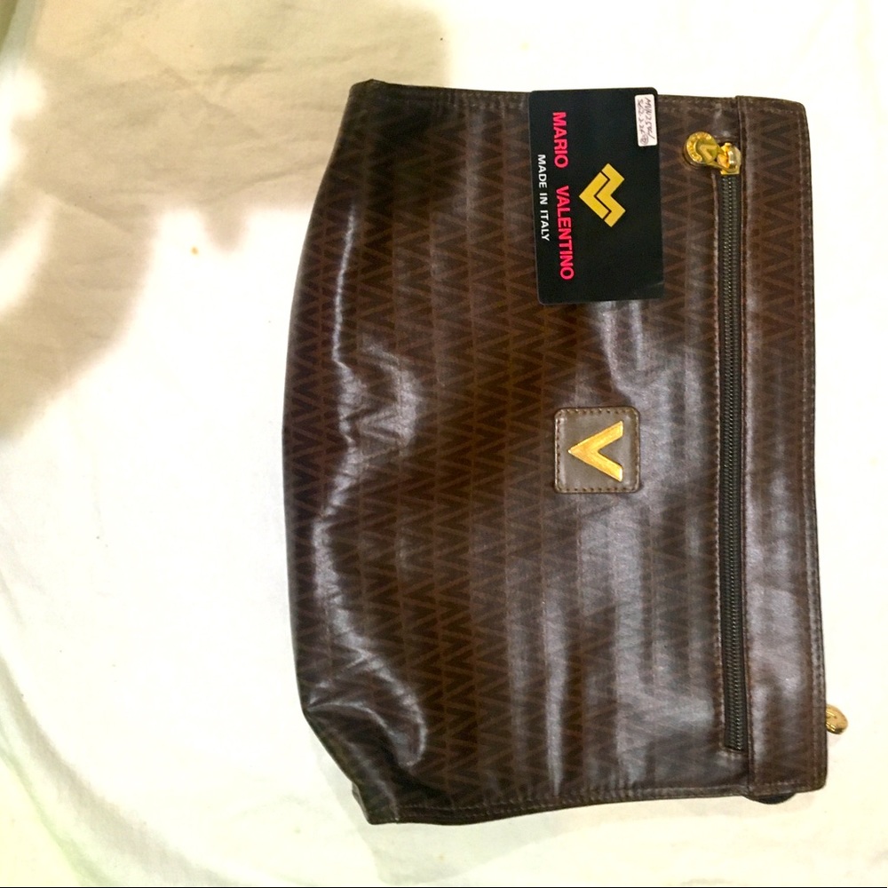 Vintage Mario Valentino Brown Gold clutch Bag in good condition